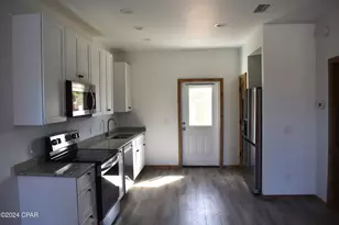 318 Hatley Dr, Mexico Beach, FL 32456 - Photo 4