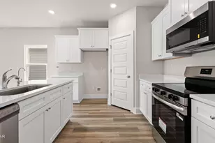 5164 Porter Way, Panama City, FL 32404 - Photo 8