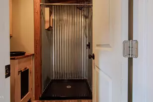 23588 NW Lamont Rd, Fountain, FL 32438 - Photo 16