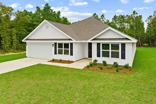 1585 Fountain Ct, Chipley, FL 32428 - Photo 2