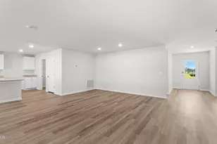 1585 Fountain Ct, Chipley, FL 32428 - Photo 14