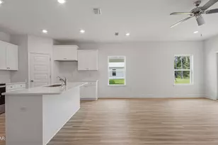 405 Wolcott Wy, Panama City Beach, FL 32413 - Photo 10