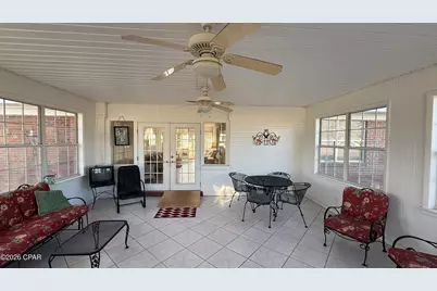 5526 Old U S Road, Malone, FL 32445 - Photo 4