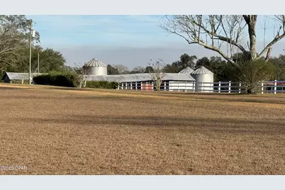 5526 Old U S Road, Malone, FL 32445 - Photo 2