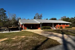 652 N 2nd St, Chipley, FL 32428 - Photo 2