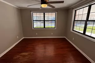 652 N 2nd St, Chipley, FL 32428 - Photo 4