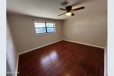 652 N 2nd Street, Chipley, FL 32428 - Photo 16