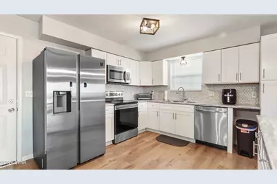 8011 Betty Louise Drive, Panama City, FL 32404 - Photo 10