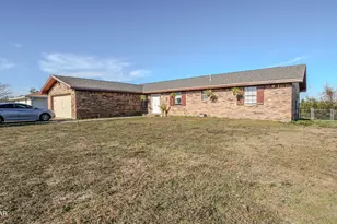 8011 Betty Louise Dr, Panama City, FL 32404 - Photo 2