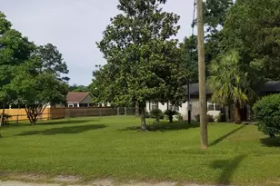 807 Maple St, Chipley, FL 32428 - Photo 6