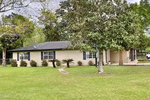 807 Maple St, Chipley, FL 32428 - Photo 1