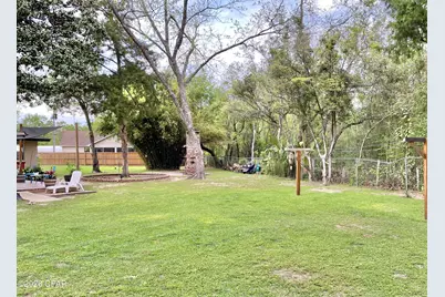 807 Maple Street, Chipley, FL 32428 - Photo 32