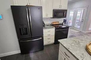 7009 N Lagoon Dr, Panama City, FL 32408 - Photo 8