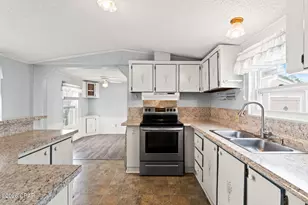 1623 Acre Cir, Panama City Beach, FL 32407 - Photo 8