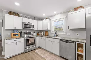 3007 Longwood Cir, Panama City, FL 32405 - Photo 6