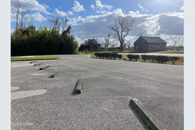 25463 N Main Street, Altha, FL 32421 - Photo 34