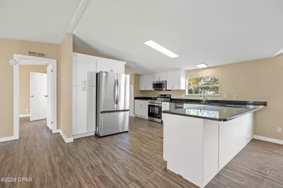 640 Lagoon Oaks Circle, Panama City, FL 32408 - Photo 8