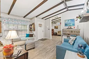 5395 Webb St, Graceville, FL 32440 - Photo 2