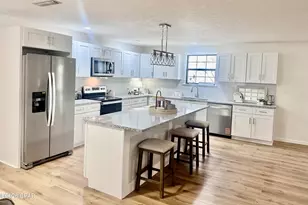 2201 W 27th St, Panama City, FL 32405 - Photo 6