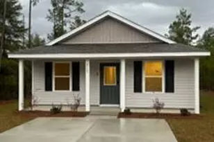 4113 Pinehurst Ave, Chipley, FL 32428 - Photo 1