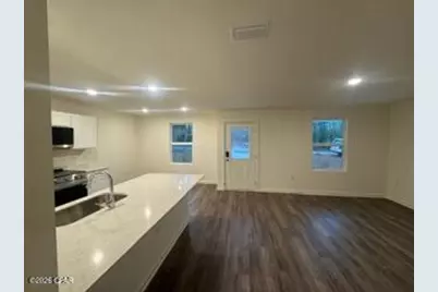 4113 Pinehurst Avenue, Chipley, FL 32428 - Photo 4