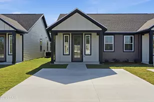 2316 E 19th Pl, Panama City, FL 32405 - Photo 2