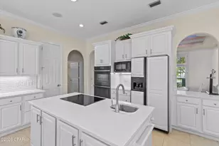 8127 N Lagoon Dr, Panama City, FL 32408 - Photo 18