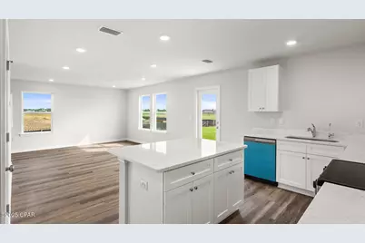 3123 Breezy Bay Court, Southport, FL 32409 - Photo 12