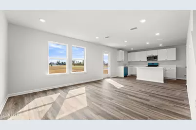 3123 Breezy Bay Court, Southport, FL 32409 - Photo 6