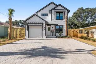 217 13th St, Panama City Beach, FL 32413 - Photo 1