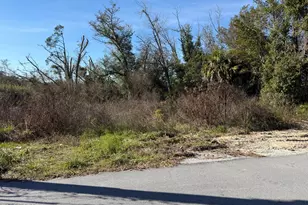 519 Bayou Ave, Panama City, FL 32401 - Photo 1