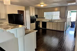 15741 SE Pear St, Blountstown, FL 32424 - Photo 16