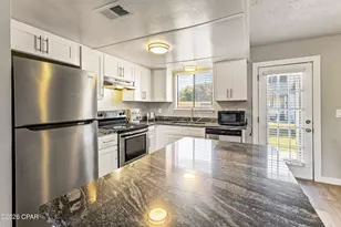 619 Laurel St, Panama City Beach, FL 32407 - Photo 4