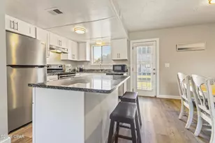 619 Laurel St, Panama City Beach, FL 32407 - Photo 6