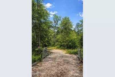 1013 Fairview Road, Marianna, FL 32448 - Photo 16