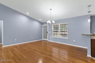 561 Lakepointe Dr, Chipley, FL 32428 - Photo 8