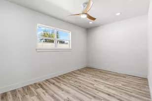 7008 Beach Dr, Panama City, FL 32408 - Photo 10