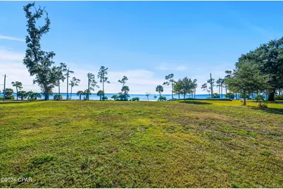 1108 W Beach Drive, Panama City, FL 32401 - Photo 14