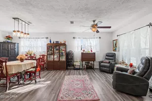 2686 Mona Ln, Alford, FL 32420 - Photo 16