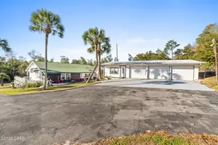 2686 Mona Ln, Alford, FL 32420 - Photo 2