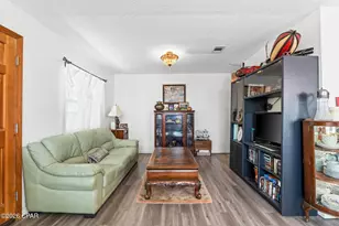 2686 Mona Ln, Alford, FL 32420 - Photo 18