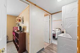 519 McPherson Dr, Alford, FL 32420 - Photo 16