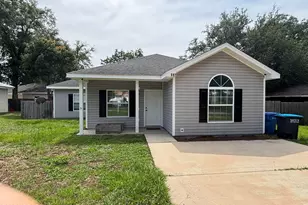 117 Mary Dr, Wewahitchka, FL 32465 - Photo 1