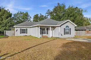 117 Mary Dr, Wewahitchka, FL 32465 - Photo 2