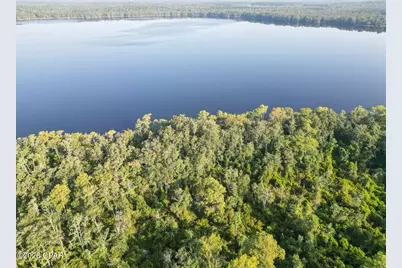 3902 Union Hill Road, Caryville, FL 32427 - Photo 2