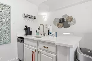 114 Carillon Market St, Panama City Beach, FL 32413 - Photo 10