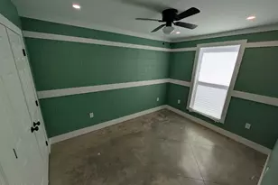 13733 Windsor Ave, Youngstown, FL 32466 - Photo 14