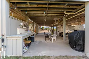 257 S Oak St, Port Saint Joe, FL 32456 - Photo 78