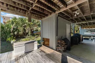 257 S Oak St, Port Saint Joe, FL 32456 - Photo 84