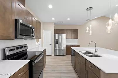 8674 Tropics Avenue, Panama City Beach, FL 32413 - Photo 10